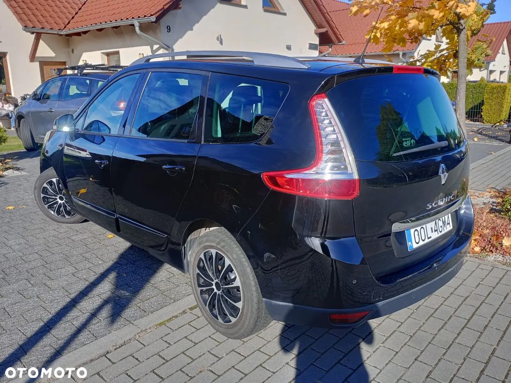 Renault Grand Scenic 2015 photo 2