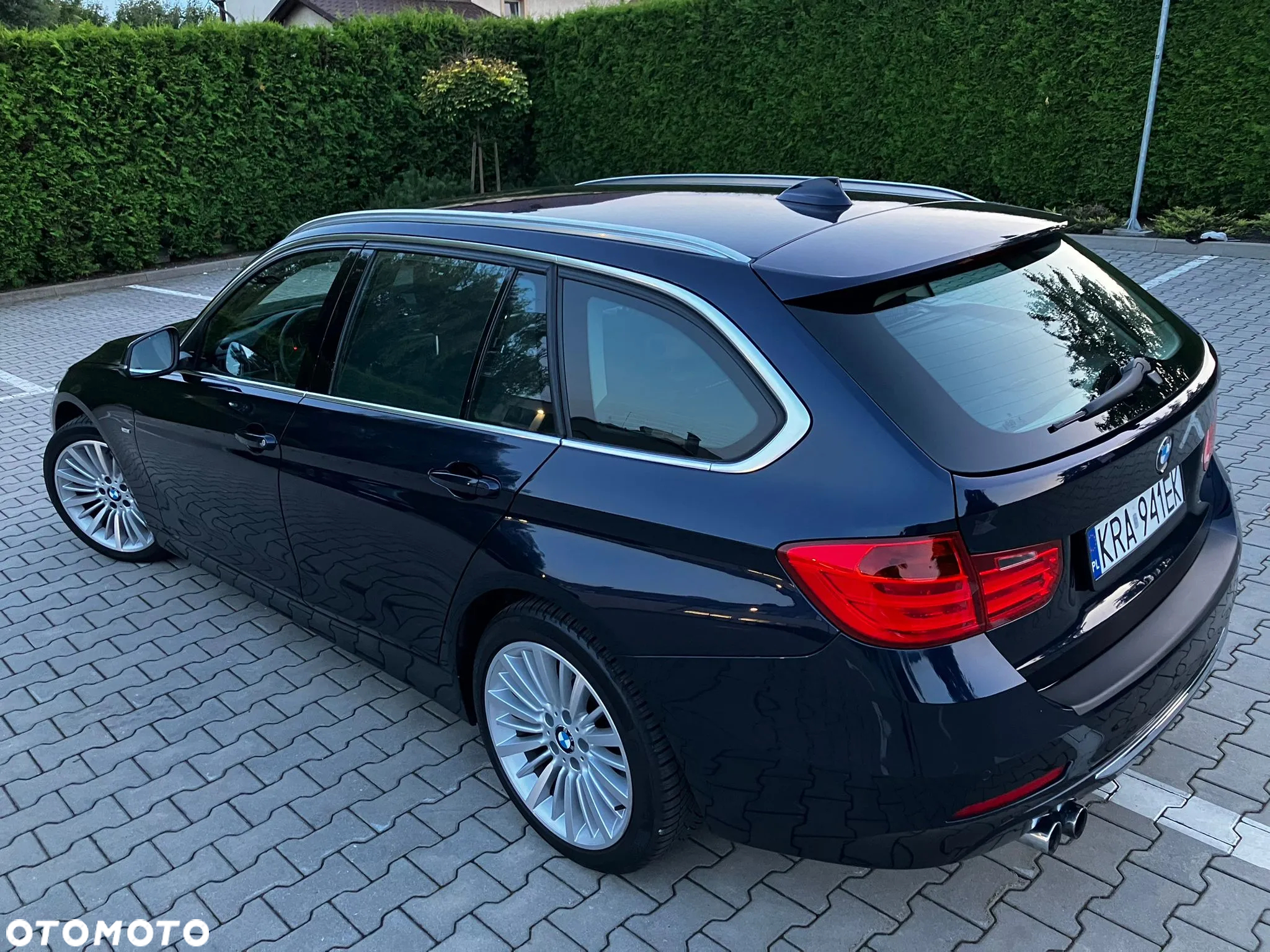 BMW Seria 3 328i Luxury Line - 4