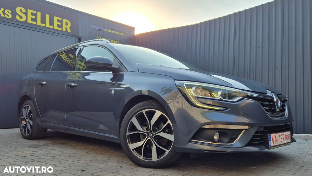 Renault Megane BLUE dCi 115 BOSE EDITION - 2
