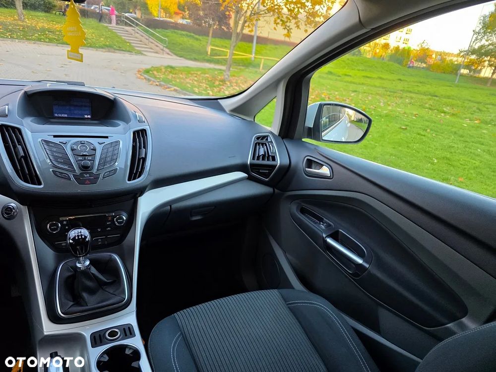 Ford C-MAX - 12