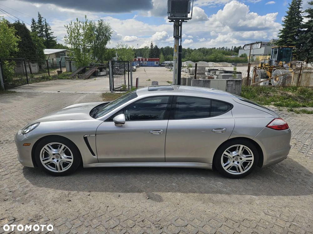 Porsche Panamera - 16