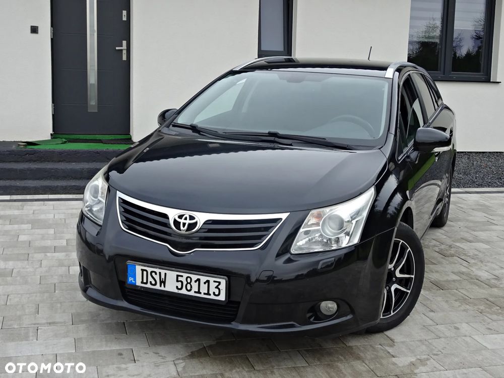 Toyota Avensis - 18