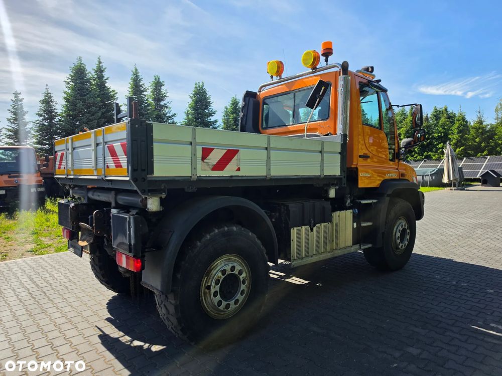Unimog U527 - 7