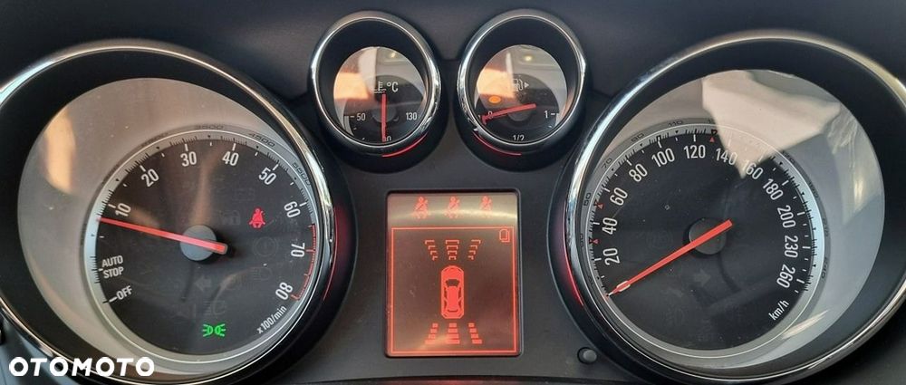 Opel Zafira - 17