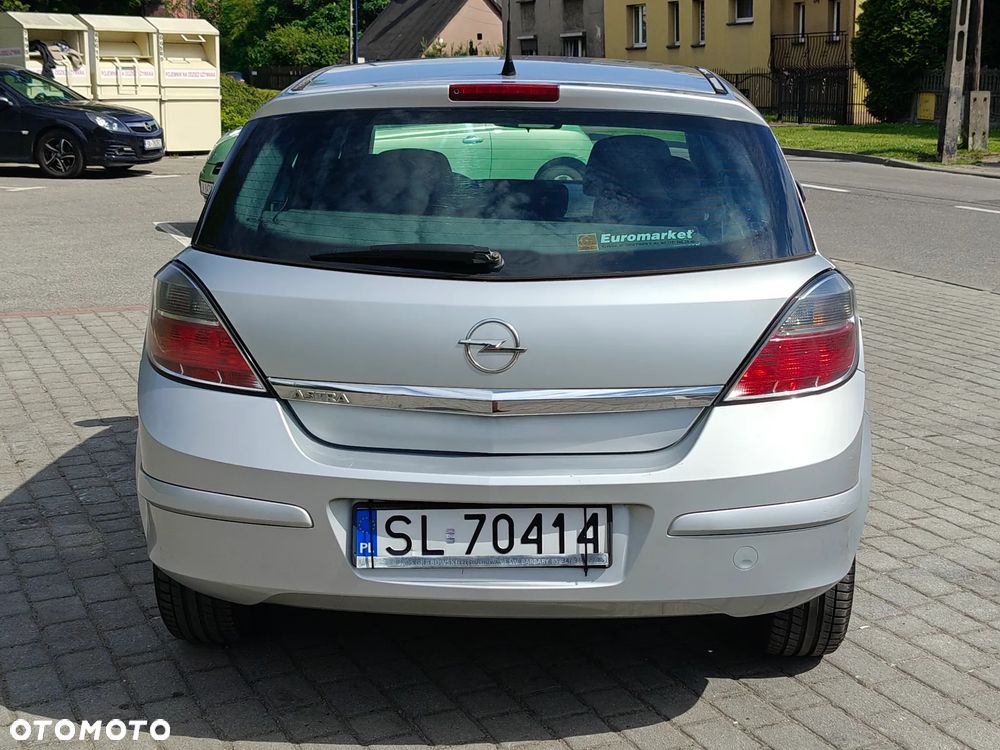 Opel Astra 1.6 Cosmo - 32