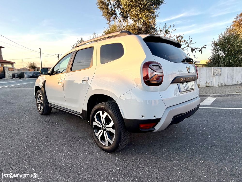 Dacia Duster 2022 photo 2