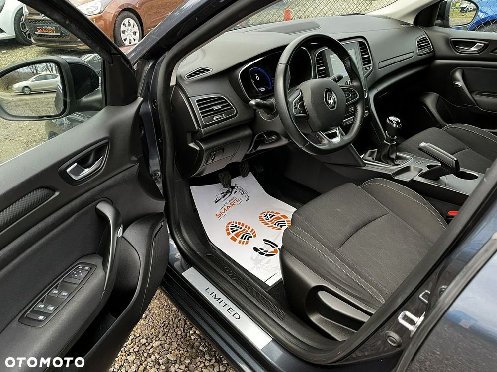 Renault Megane - 8