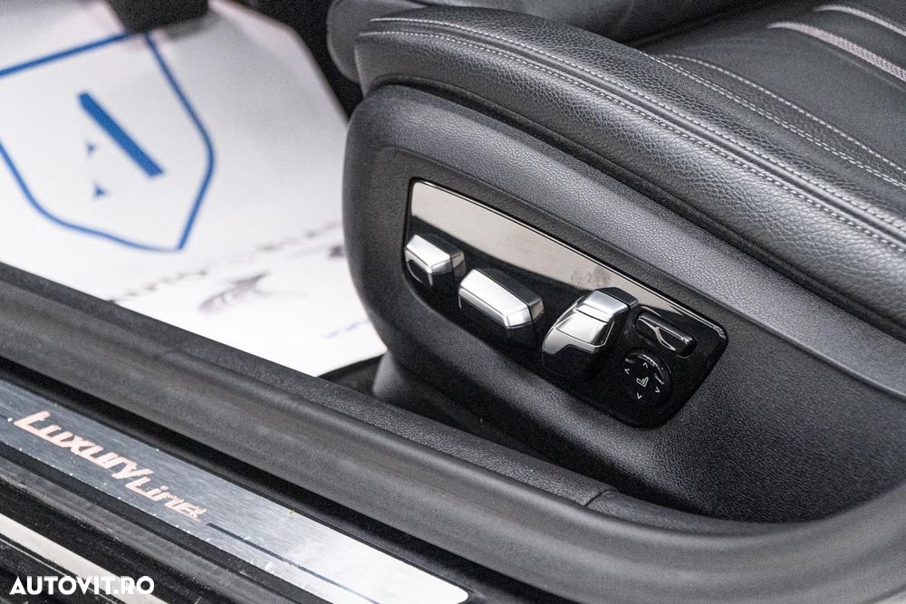 BMW Seria 5 530e iPerformance Aut. Luxury Line - 30