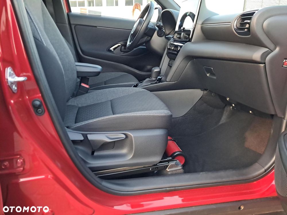 Toyota Yaris Cross Hybrid 1.5 Style - 29