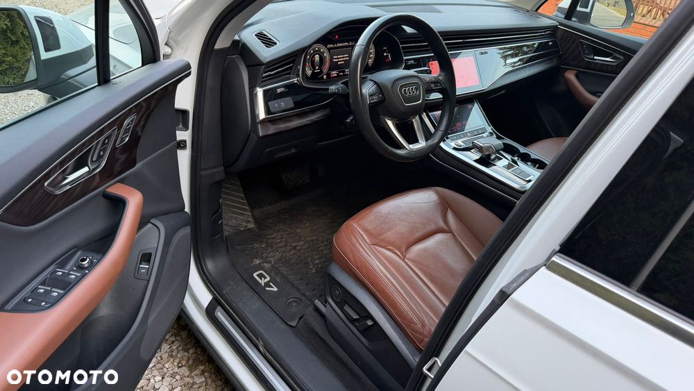 Audi Q7 - 9