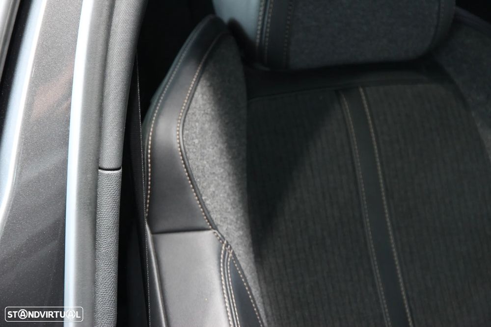 Peugeot 5008 1.5 BlueHDi GT Line EAT8 - 12