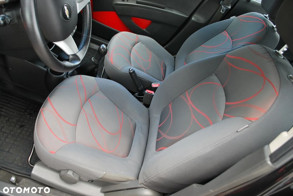 Chevrolet Spark - 10