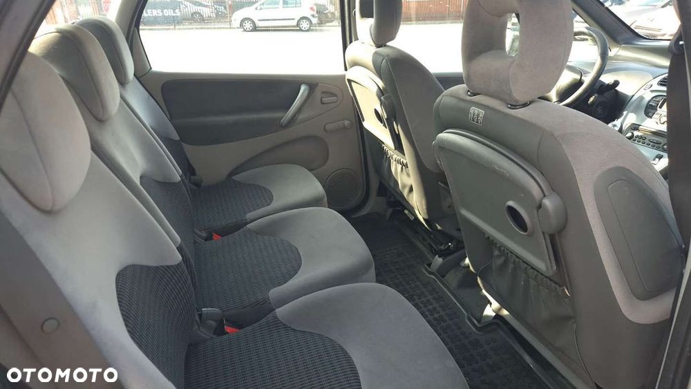 Citroën Xsara Picasso - 9