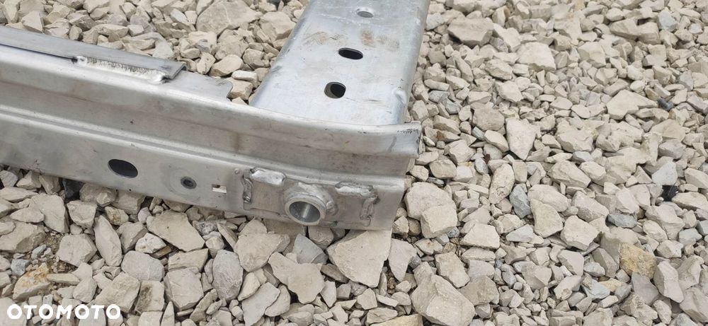 EU BELKA ZDERZAKA TYŁ JAGUAR I-PACE J9D3-17906-AF - 2