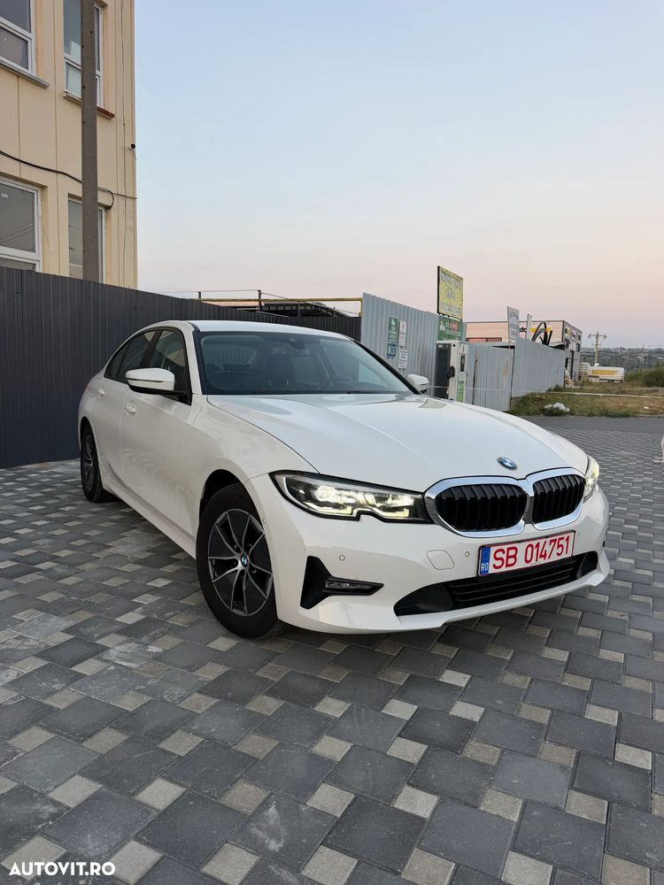 BMW Seria 3 318i Aut. - 2