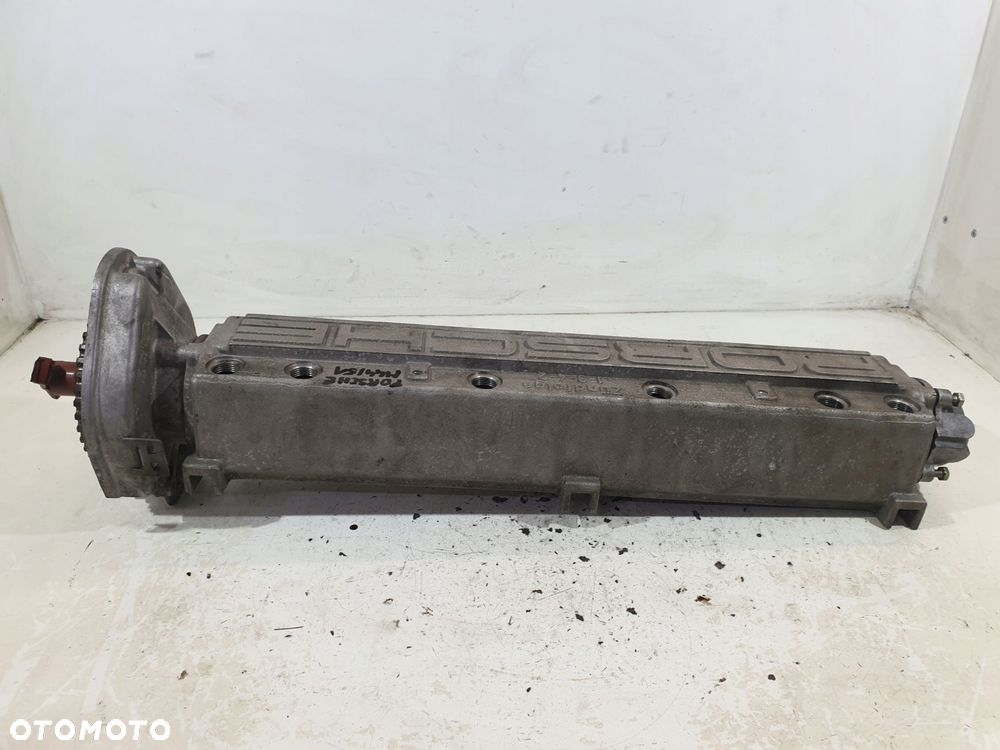 wałek rozrządu pokrywa 9441052506r porsche 944 2.5 b m44/51 - 5