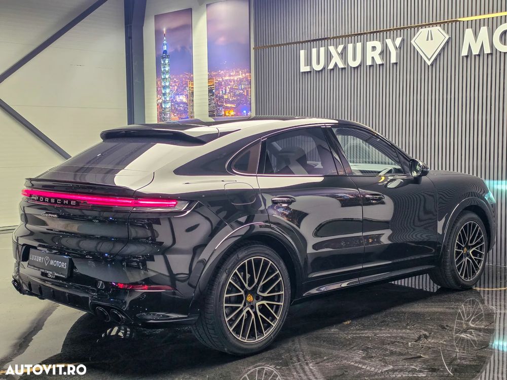 Porsche Cayenne Coupe Black Edition - 5