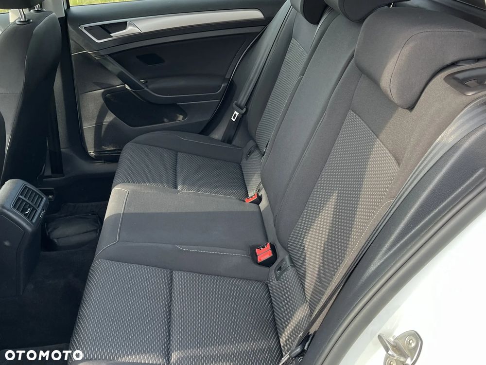 Volkswagen Golf 1.6 TDI BMT Trendline - 12