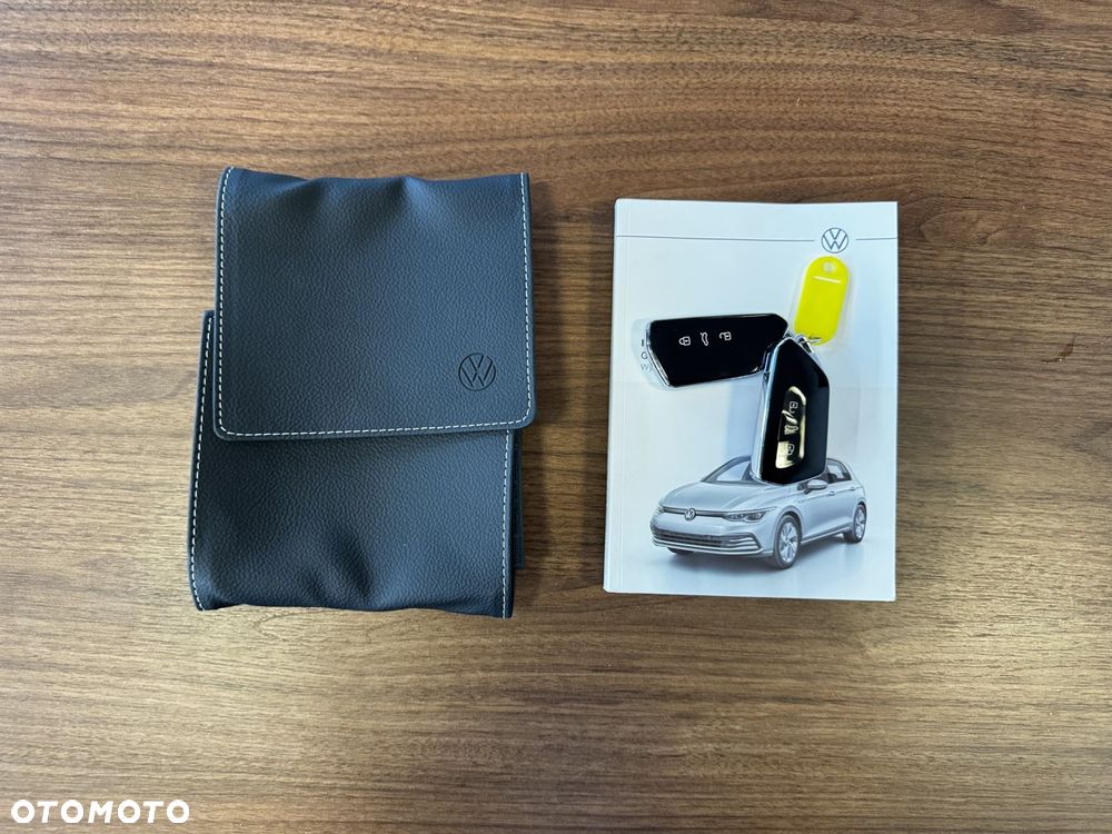 Volkswagen Golf - 25