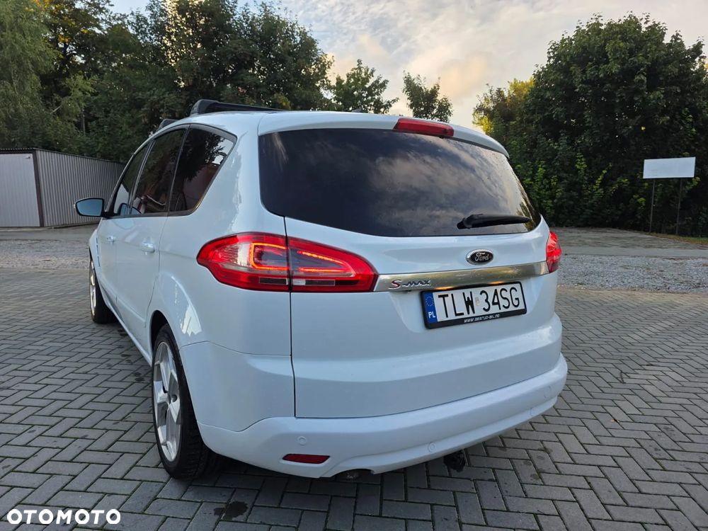 Ford S-Max 2.0 TDCi DPF Titanium - 18