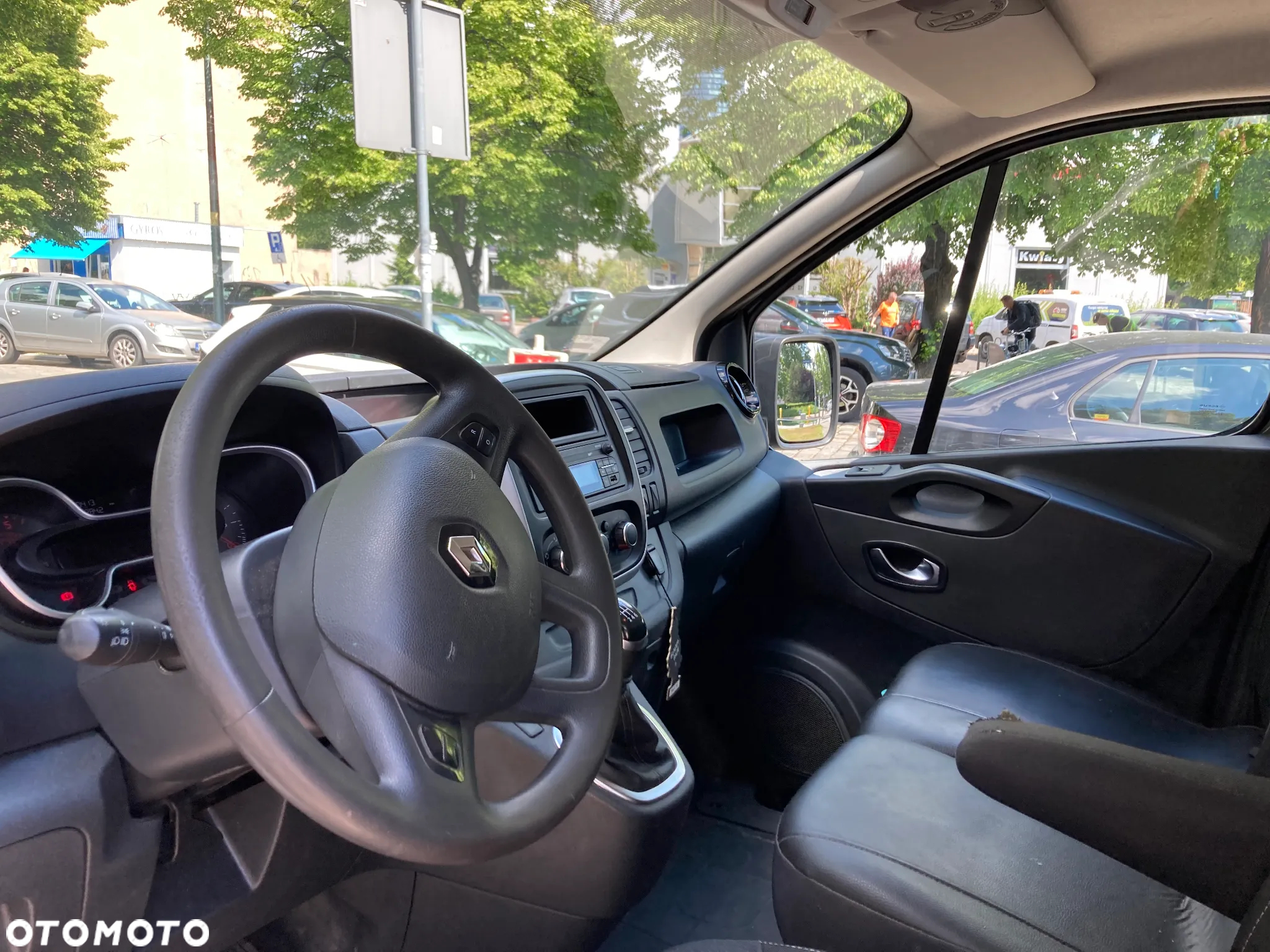 Renault Trafic - 9