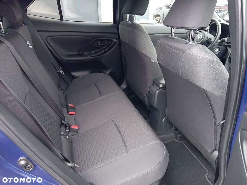 Toyota Yaris Cross - 12