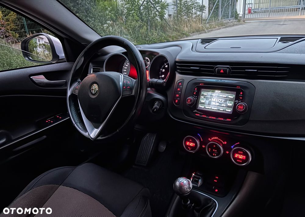 Alfa Romeo Giulietta 1.4 TB Distinctive - 8