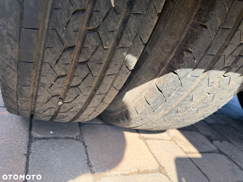 Mitsubishi Fuso Canter - 13