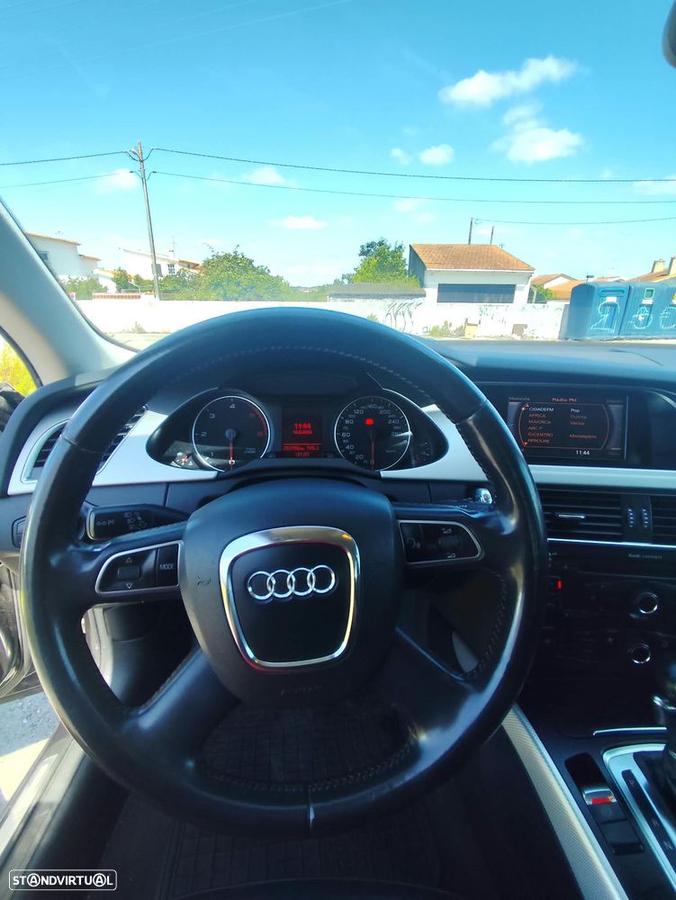 Audi A4 Avant 2.0 TDI multitronic - 5