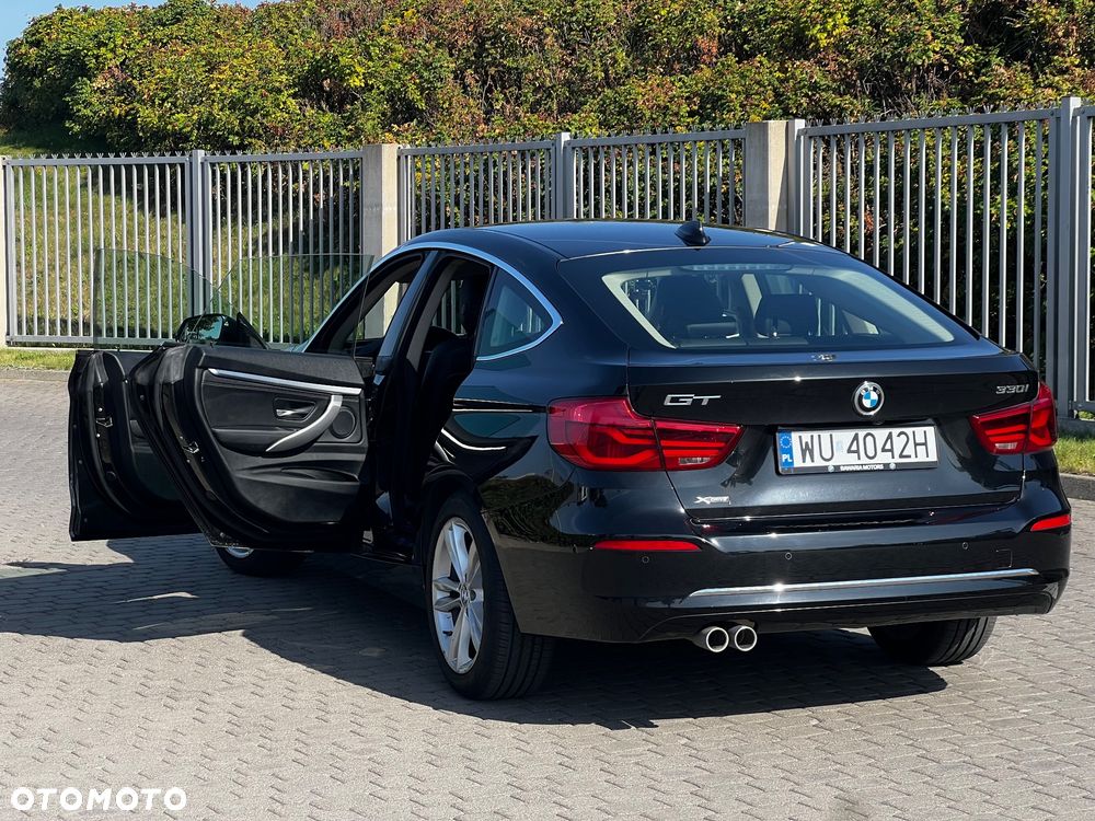 BMW Seria 3 330i xDrive Luxury Line - 5