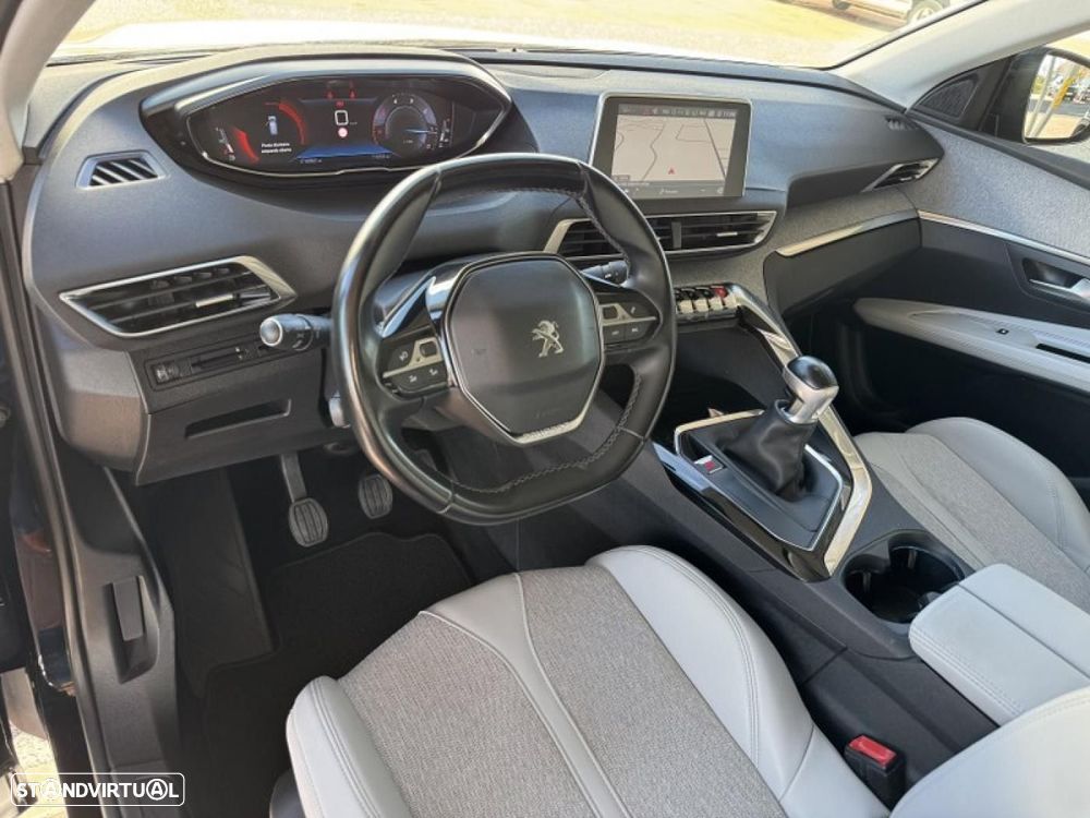 Peugeot 3008 1.5 BlueHDi Allure Pack - 2