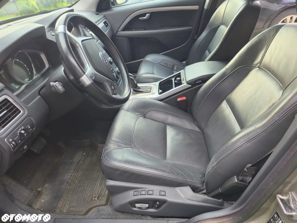 Volvo XC 70 D5 AWD Dynamic Summum - 11
