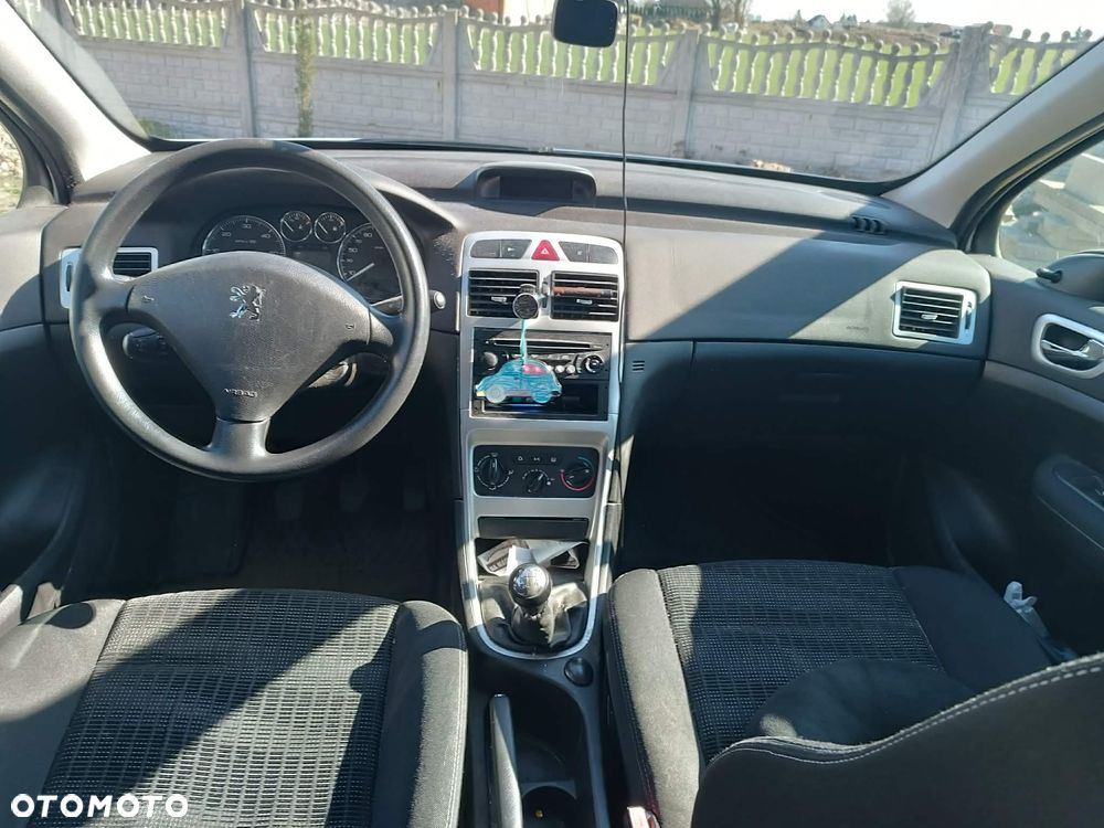 Peugeot 307 HDi 110 OXYGO - 5