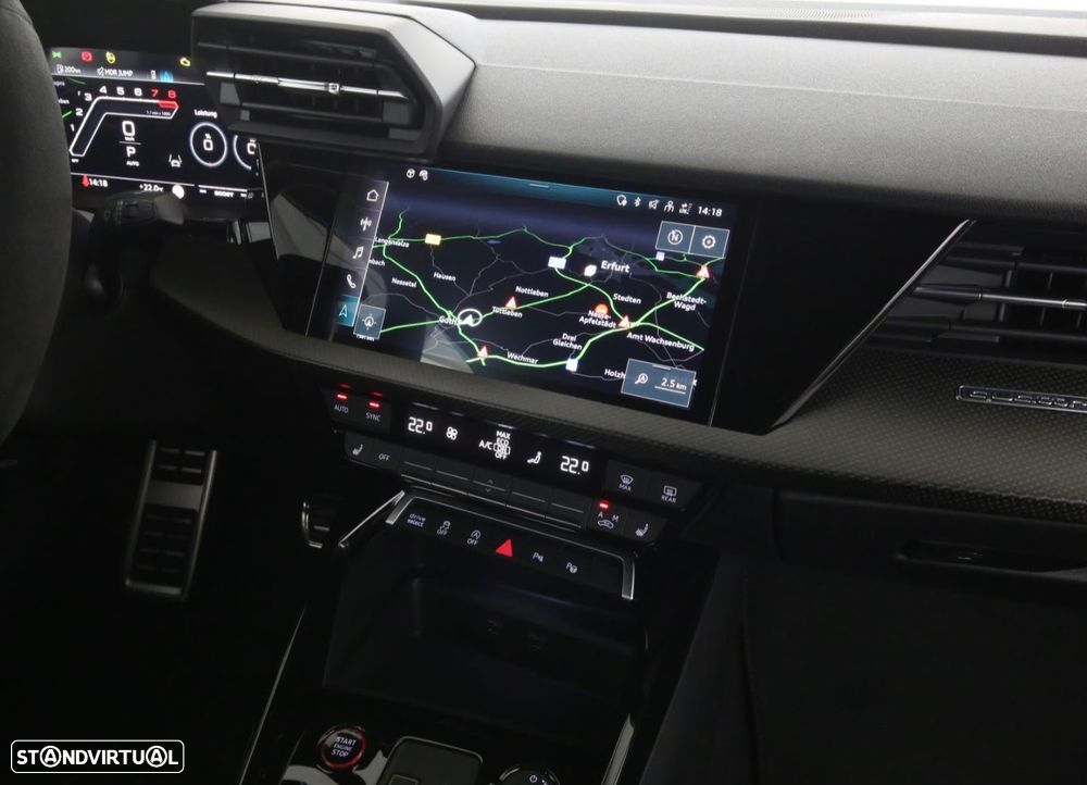 Audi RS3 Limousine - 12