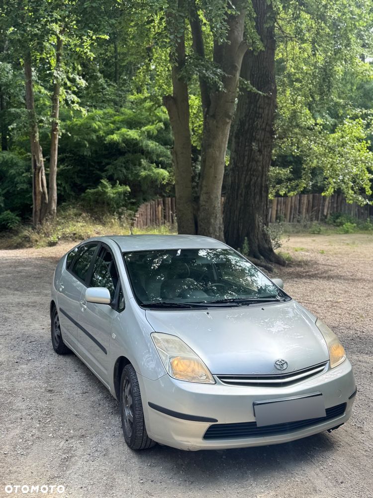 Toyota Prius 1.5 VVT-i Prestige - 2