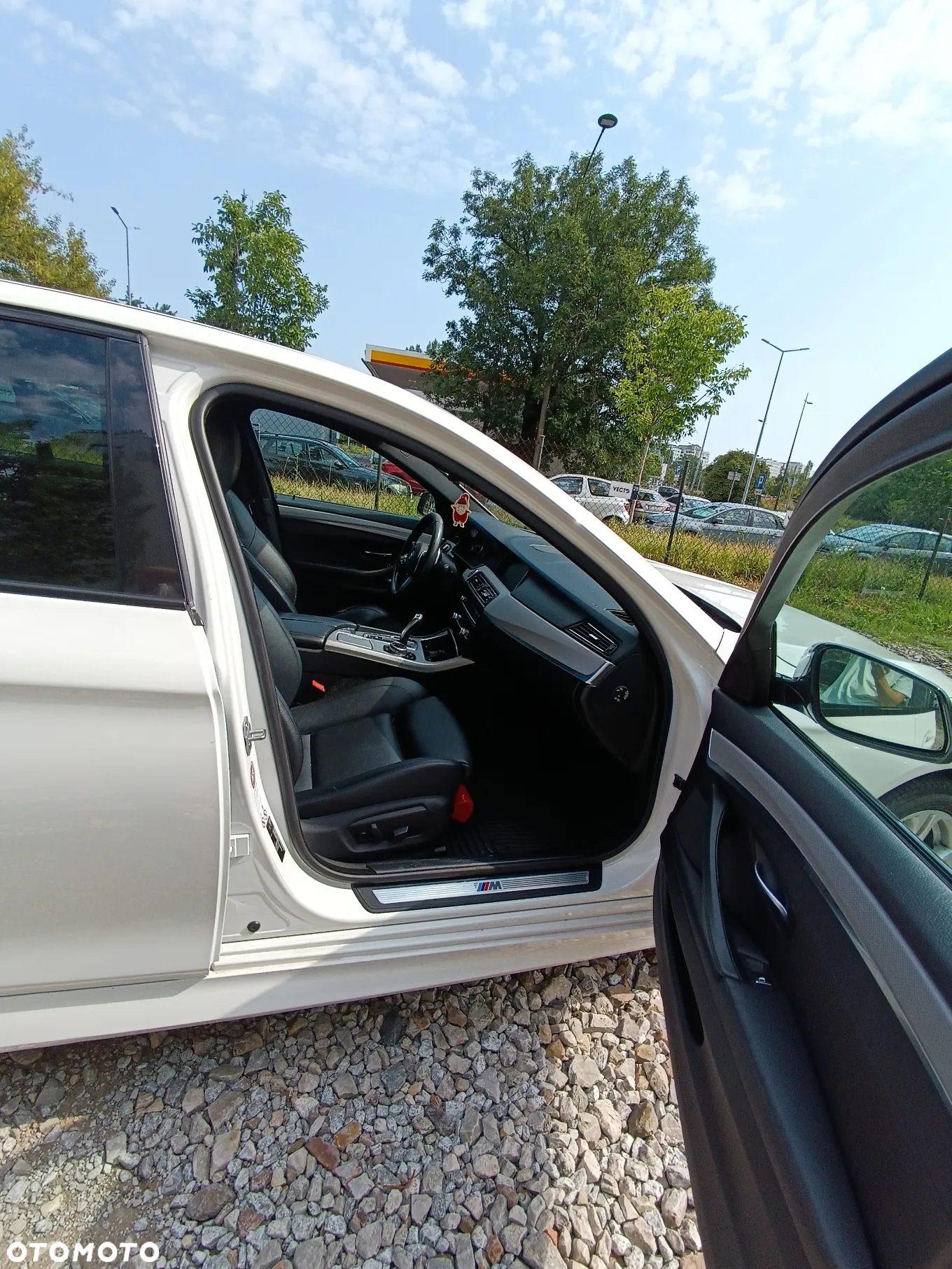 BMW Seria 5 520d xDrive - 17