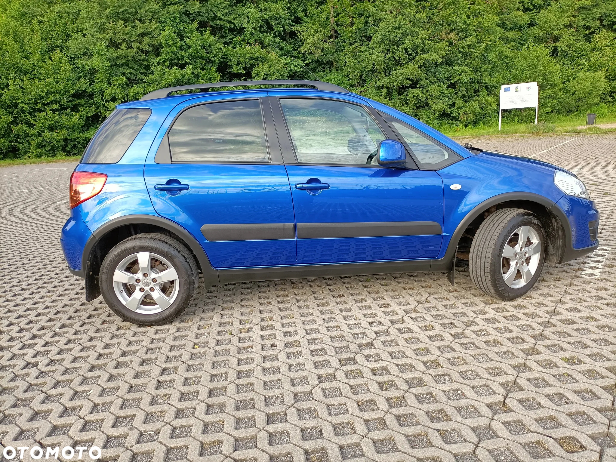 Suzuki SX4 1.6 Comfort 2012 - 19