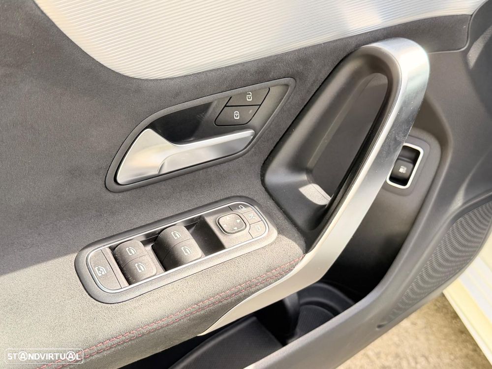 Mercedes-Benz A 250 e 8G-DCT Advanced AMG Line - 27