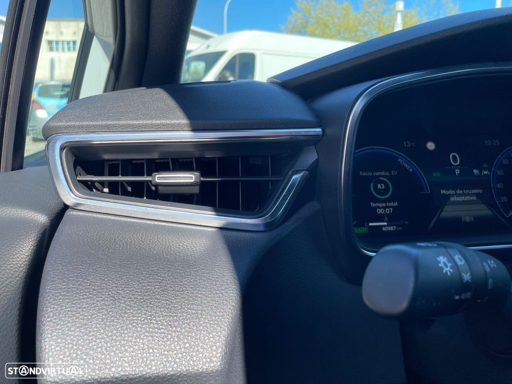 Toyota Corolla Touring Sports 1.8 Hybrid Comfort - 24