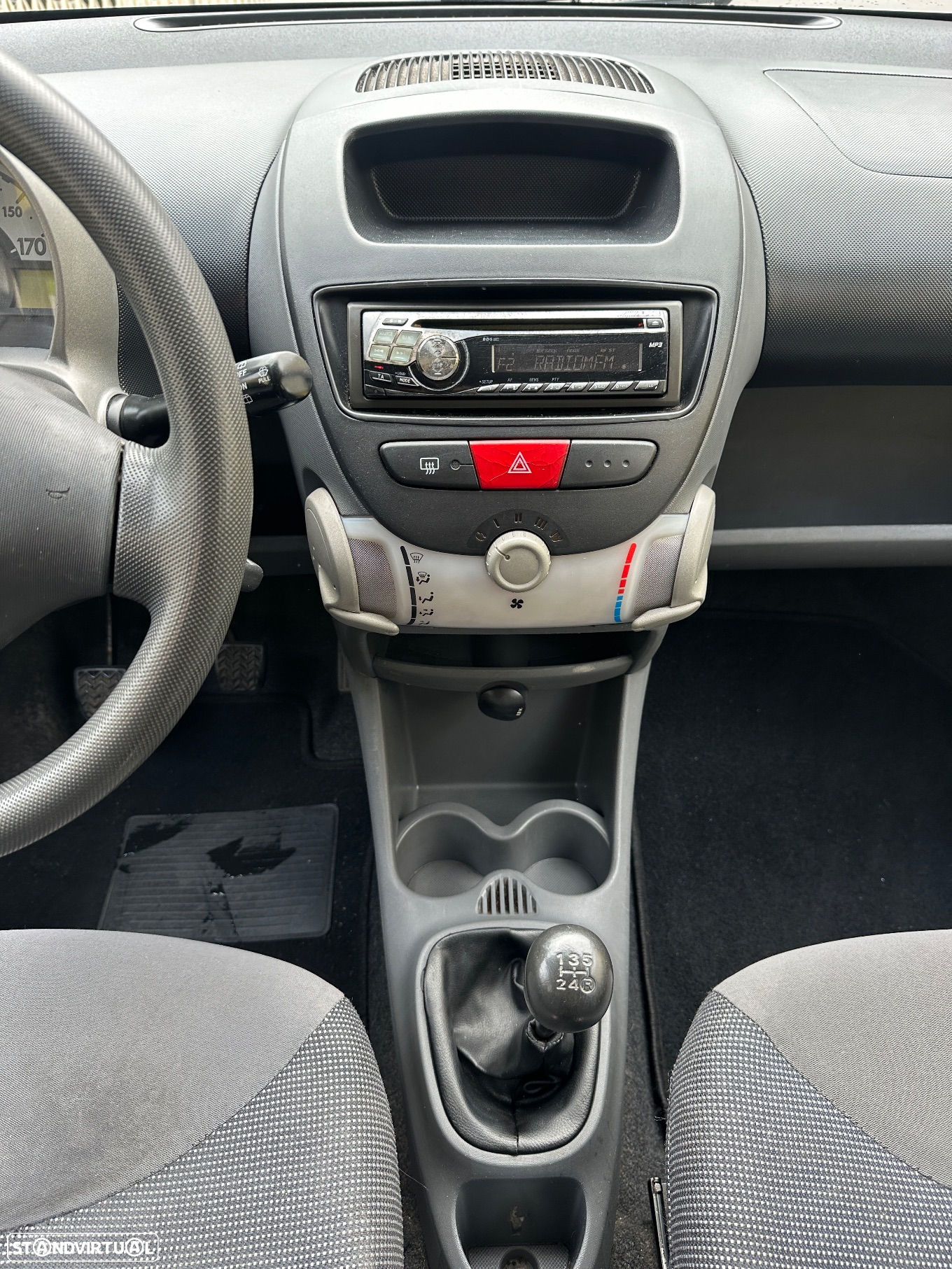 Peugeot 107 - 10