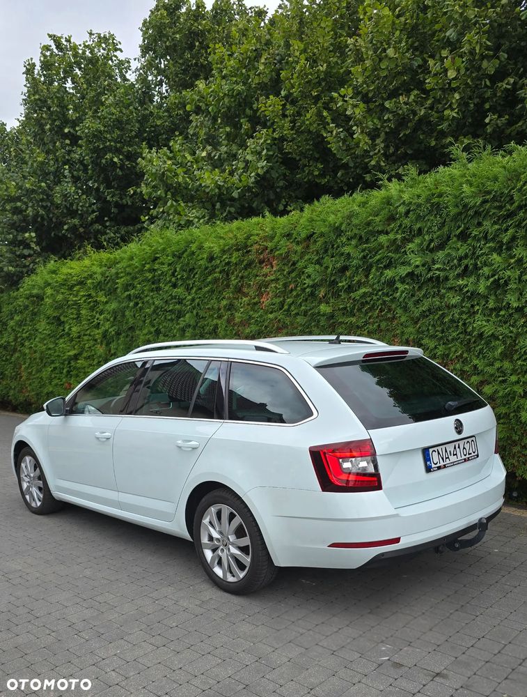 Skoda Octavia 2.0 TDI DSG Premium Edition - 2