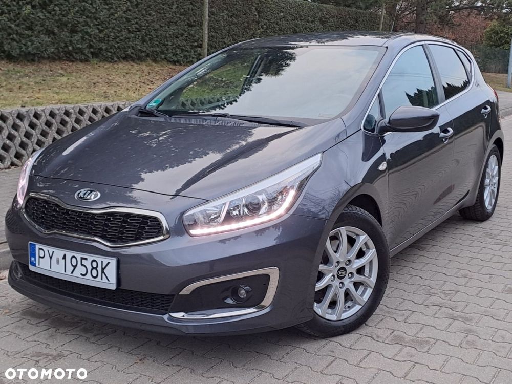Kia Ceed - 1