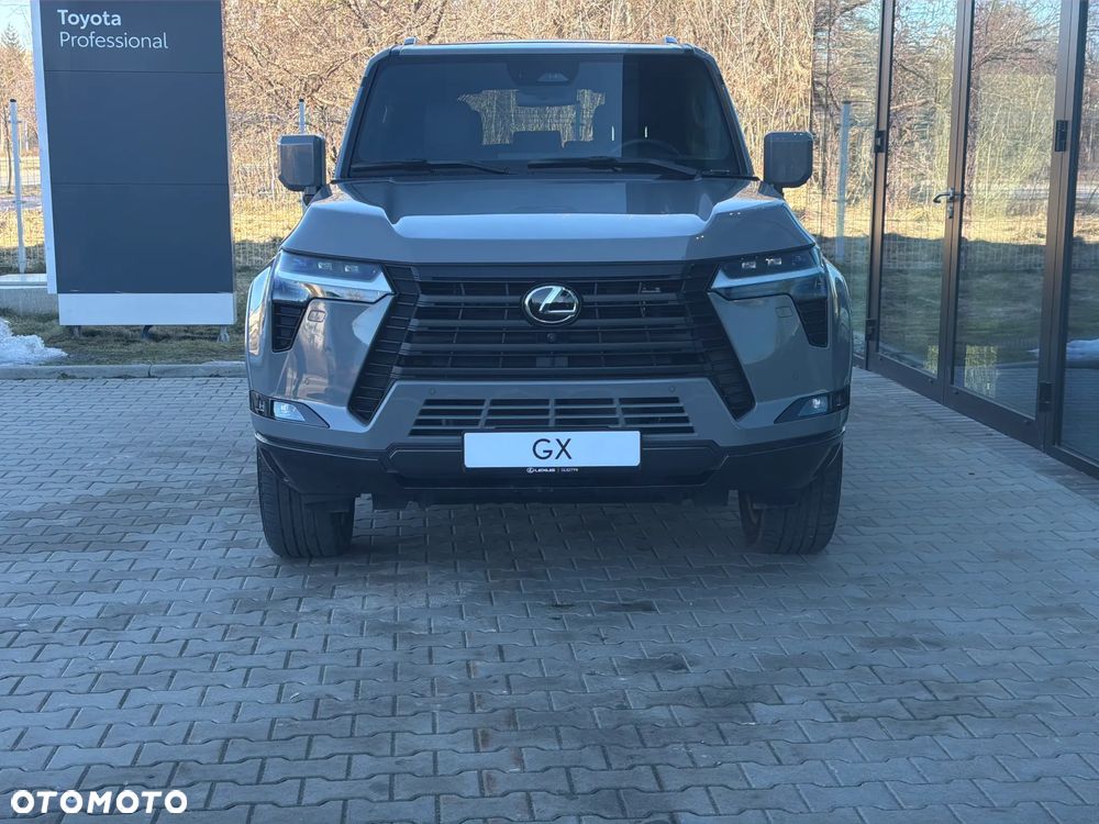 Lexus GX - 8