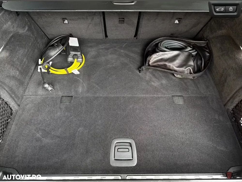 BMW X5 xDrive45e - 37