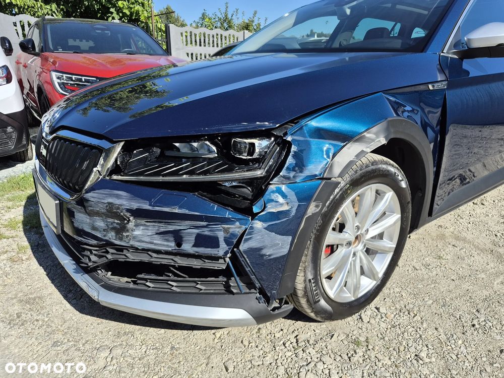 Skoda Superb 2.0 TSI 4x4 Scout DSG - 33