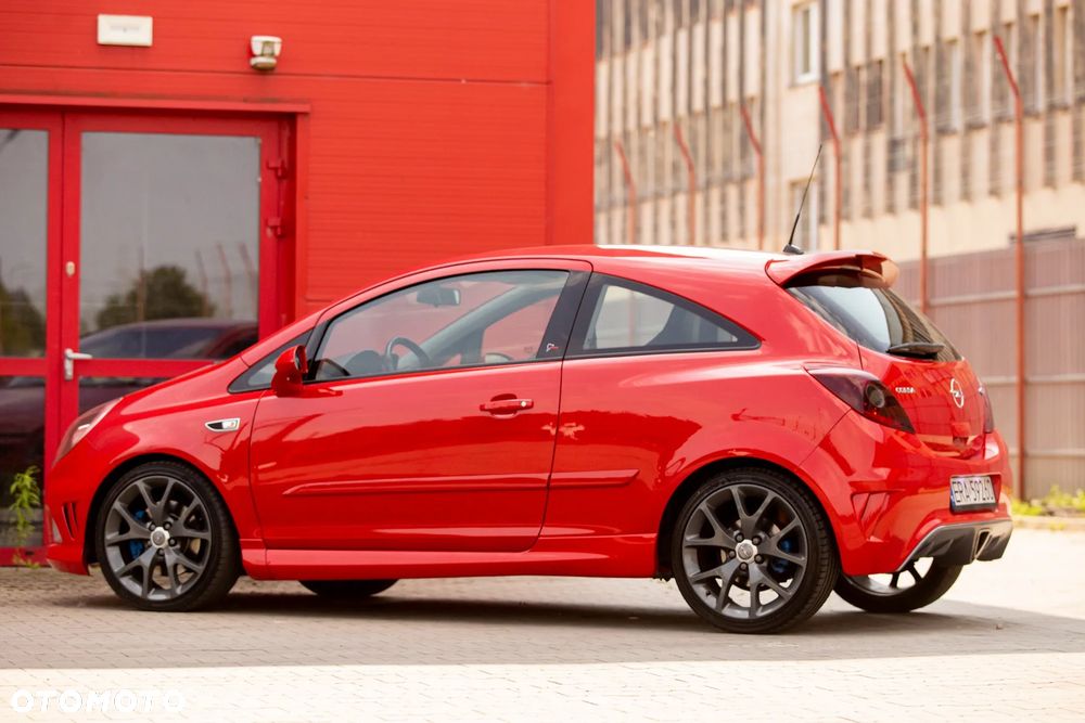 Opel Corsa 1.6T OPC - 24