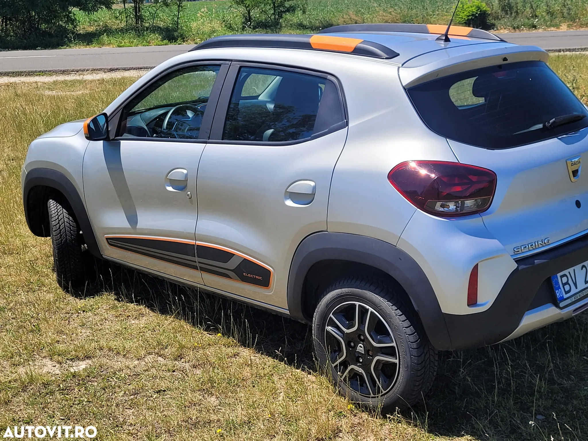 Dacia Spring - 6