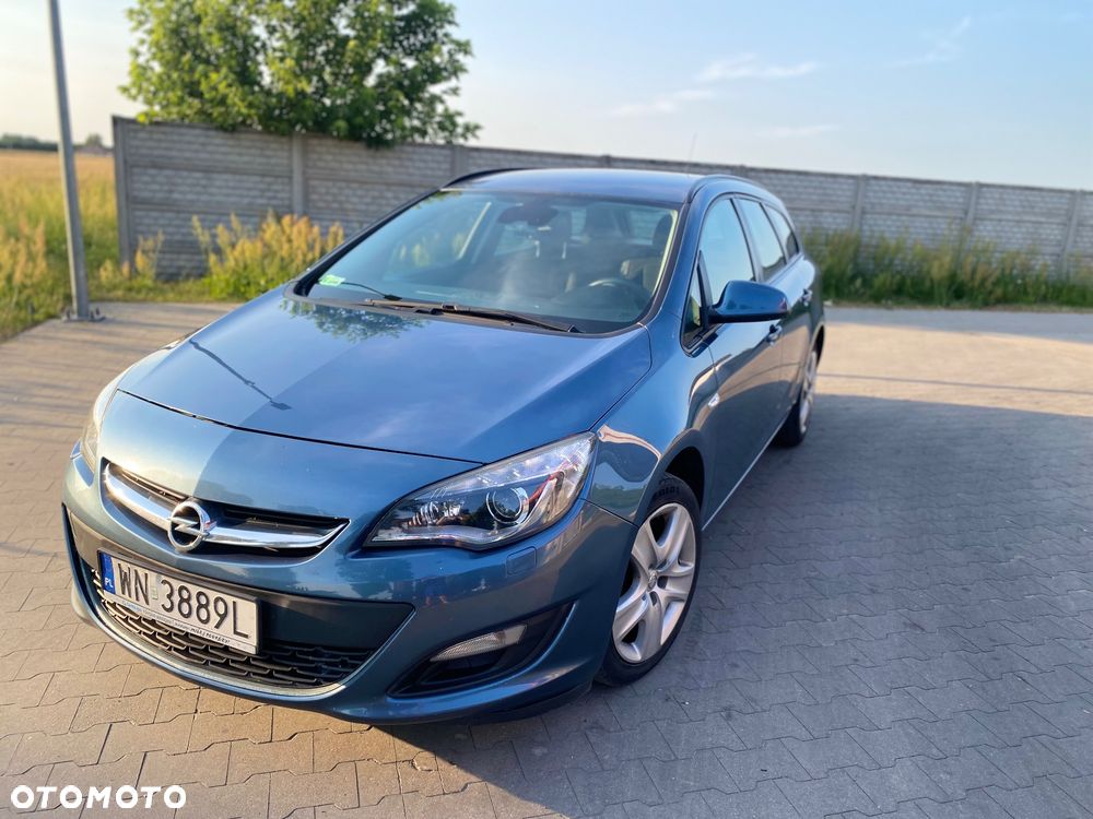 Opel Astra 1.6 CDTI Cosmo - 1