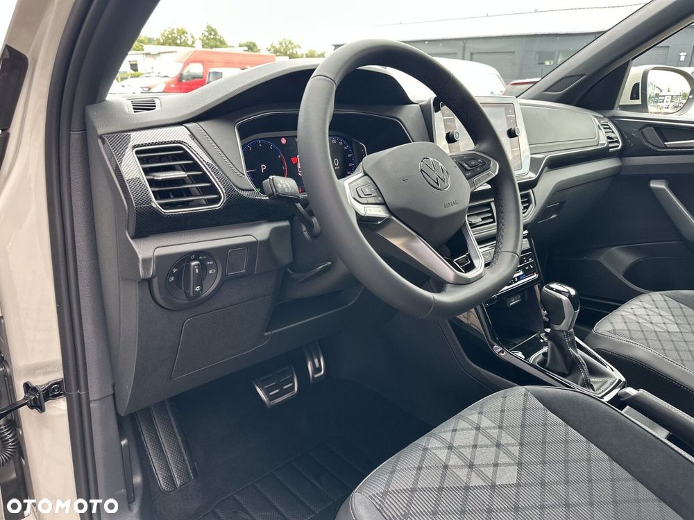 Volkswagen T-Cross - 21