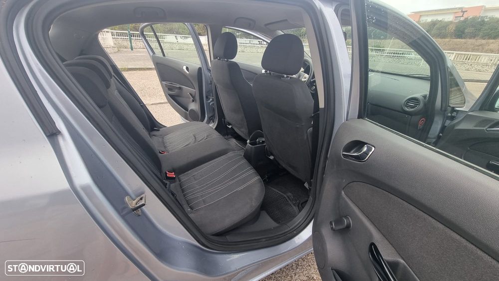 Opel Corsa - 16